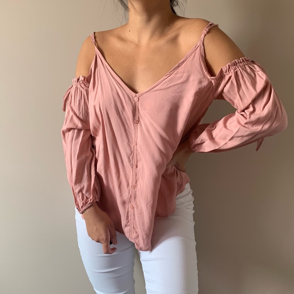 Pink blouse - Picture 3 of 3